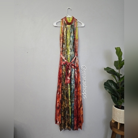 Alice + Olivia Mertie Mock Neck Pleated Maxi Dress - Picture 4 of 12